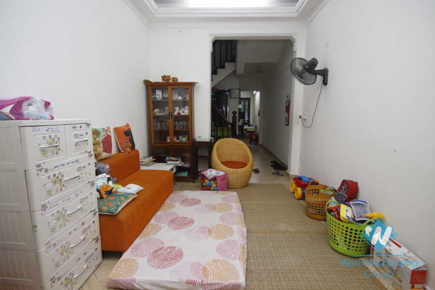 4 storey house for rent in Ba Dinh District, Hanoi.